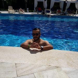 Meet your Posher, Tony